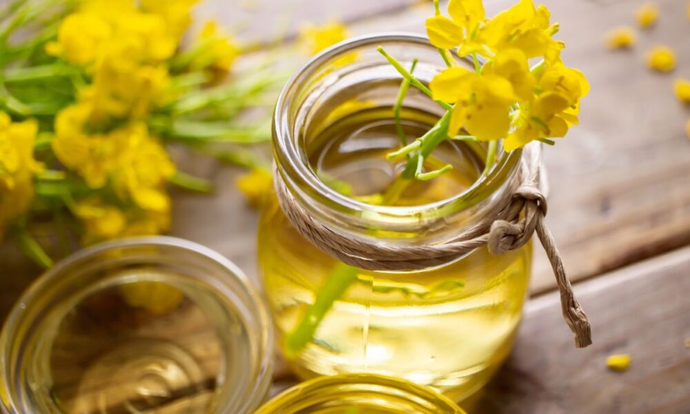 Porównanie: olej rzepakowy zimnotłoczony vs. rafinowany