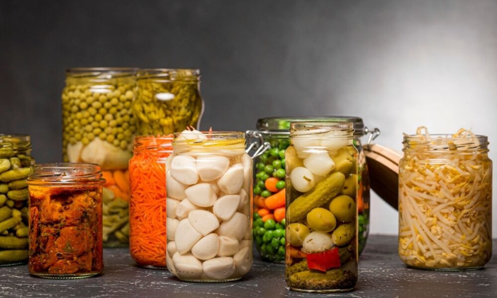 Czy można kisić wszystko? Najciekawsze warzywa do fermentacji