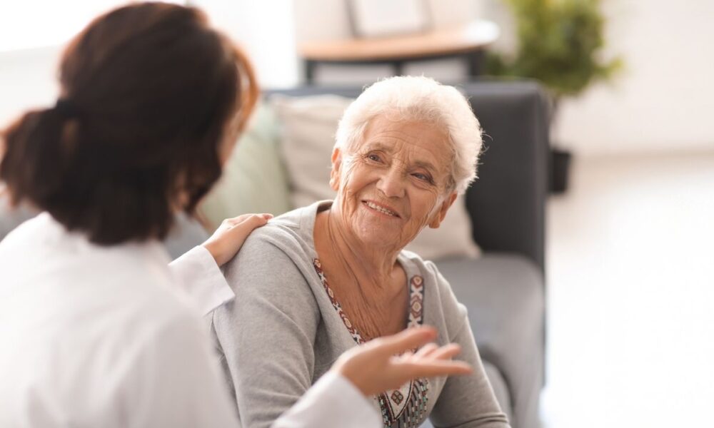 Zaburzenia mowy po udarze – rehabilitacja